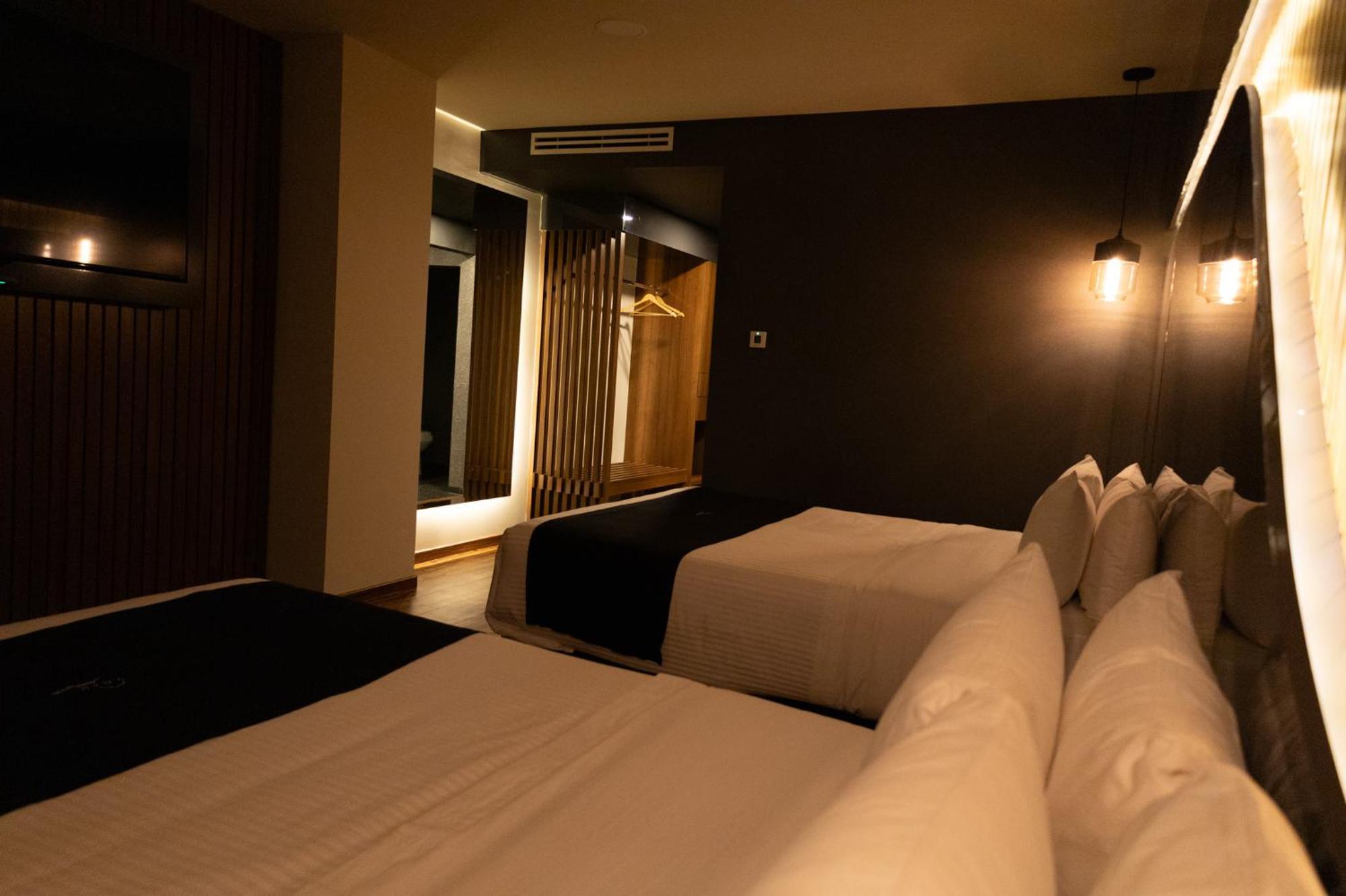 Hotel Yoru Queretaro Exterior photo